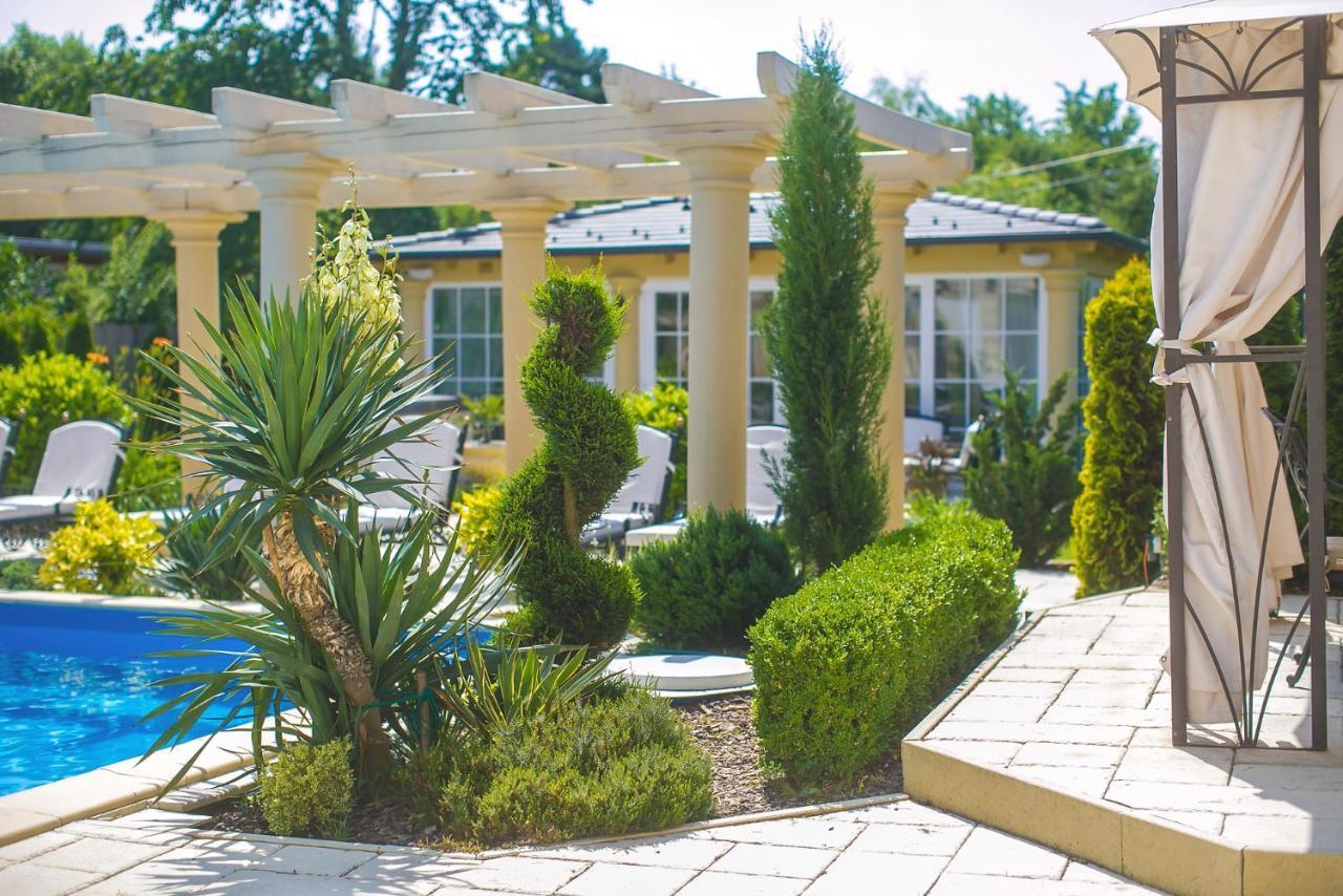 Luxury-Villas Шопрон Экстерьер фото